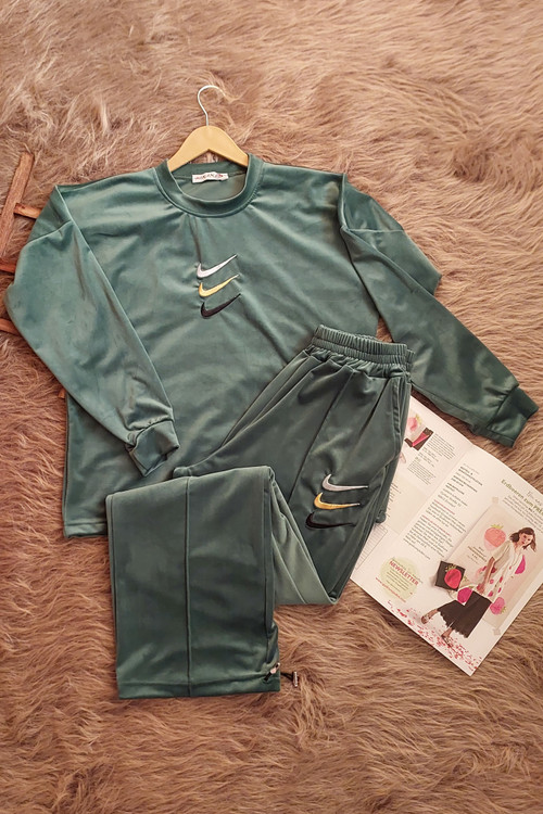 سبز پاستیلی تیره